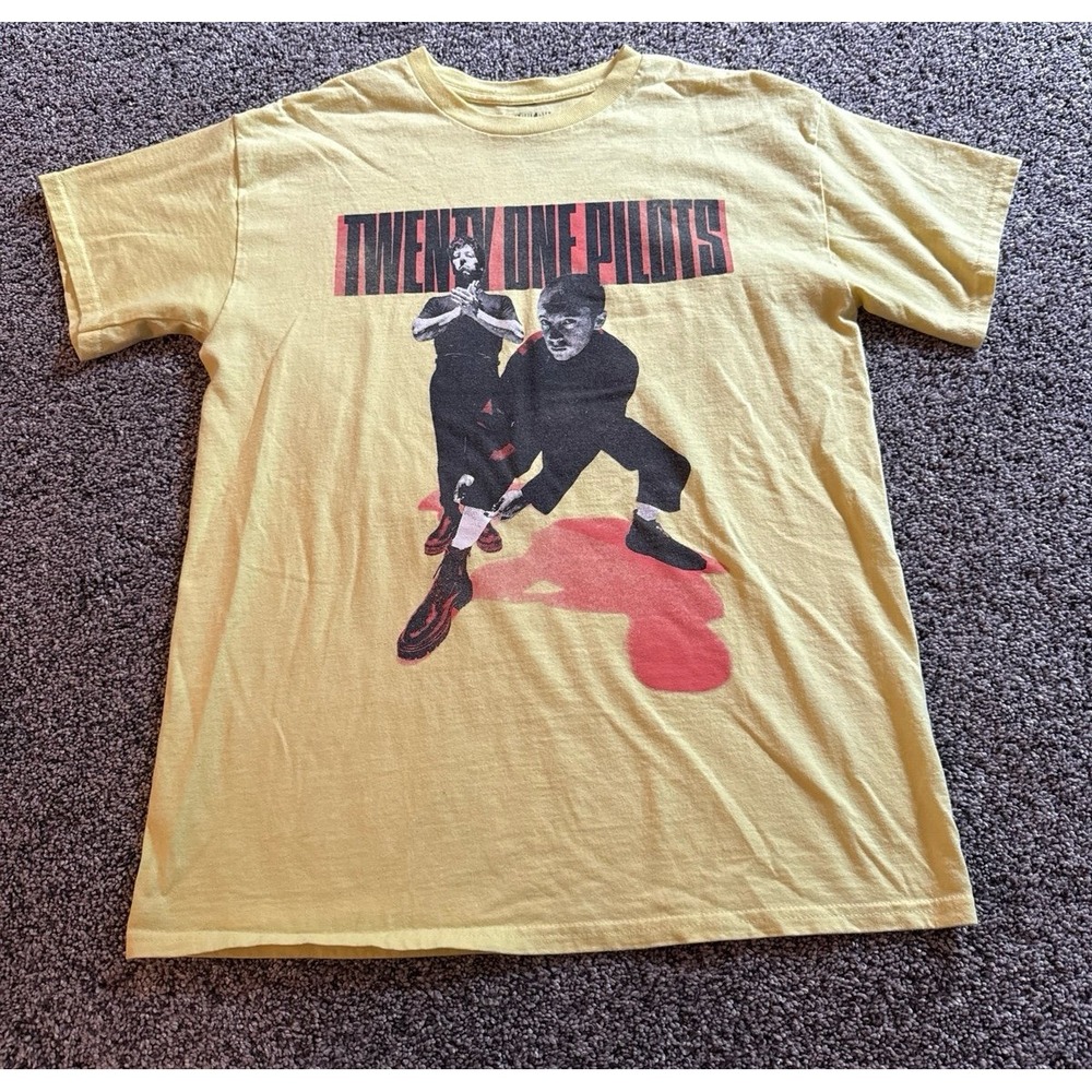 Twenty One Pilots Official Merchandise Yellow Concert Tee Size Medium